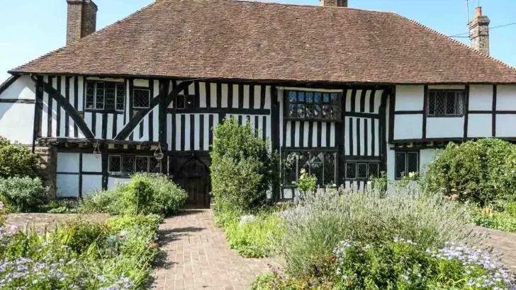 Pilgrim's Rest, Battle East Sussex